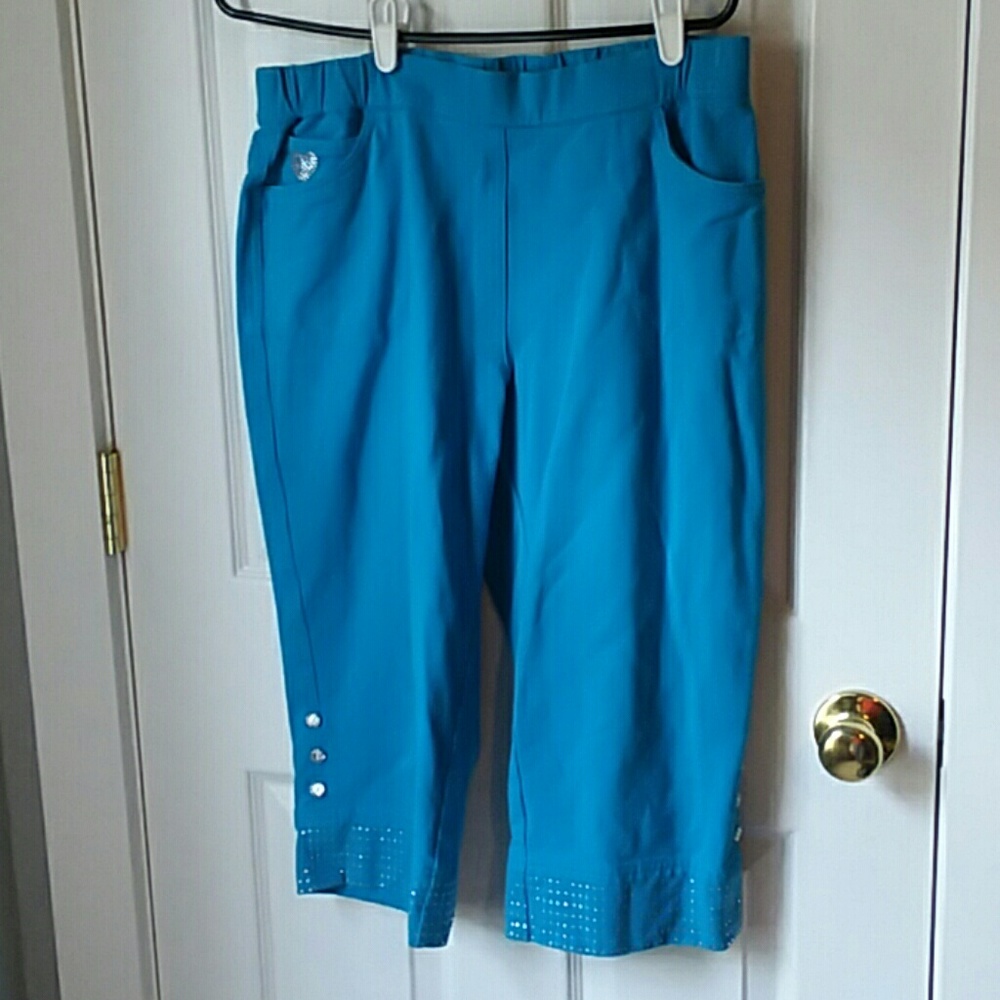 Cropped pants
